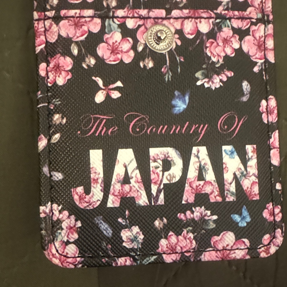 Robin Ruth Japan Pink Floral Card Holder keychain - Picture 5 of 6